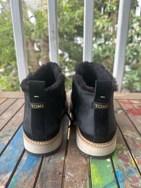 Toms Marlo Black Leather Water Resistant Ankle Boot